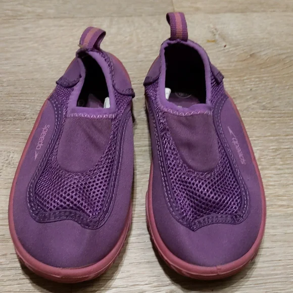 Speedo girls water shoes little girl Large 9-10 - Picture 1 of 4